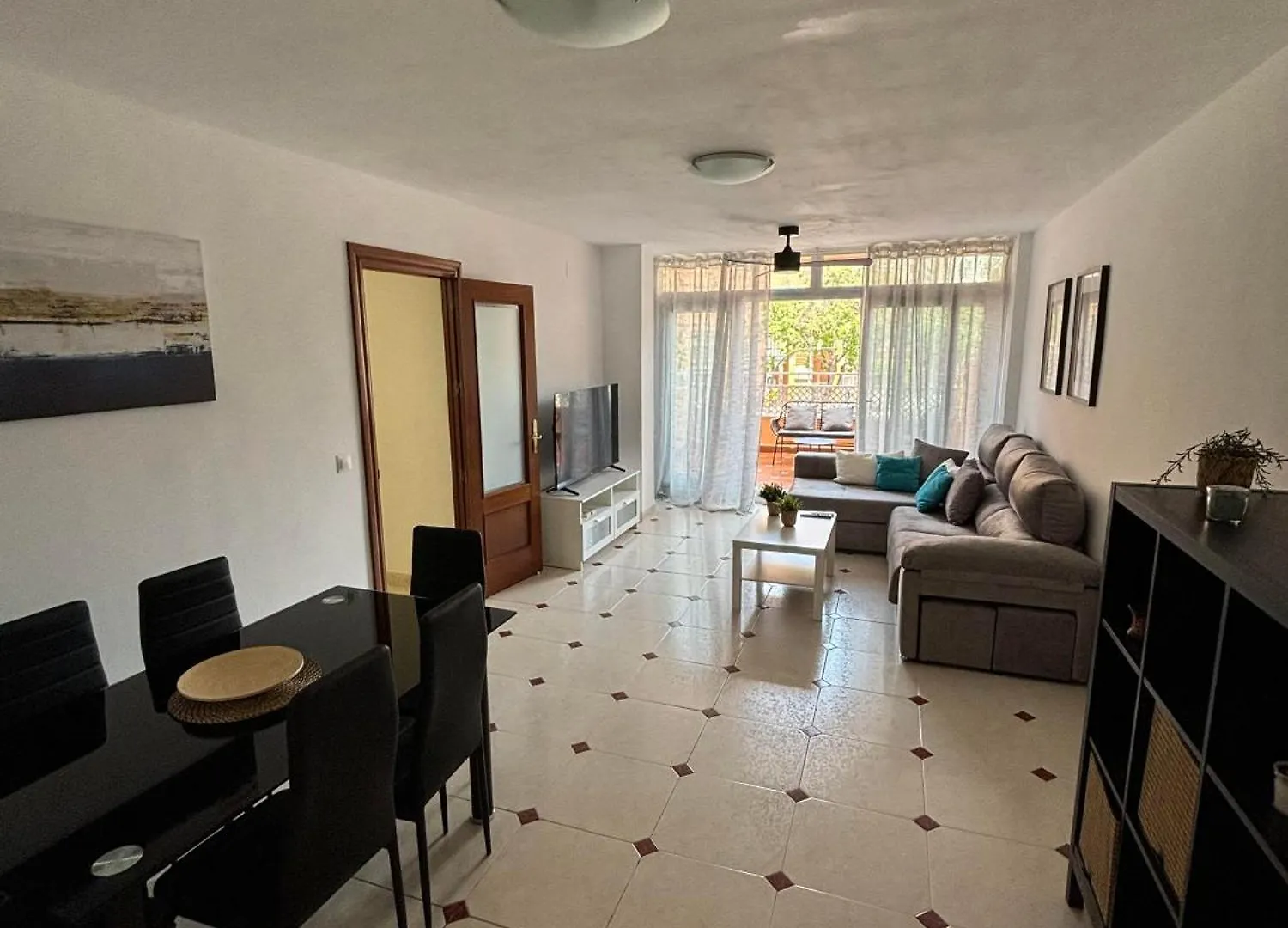 Apartamento Piso Centrico Con Parking Privado Y Terraza Super Málaga