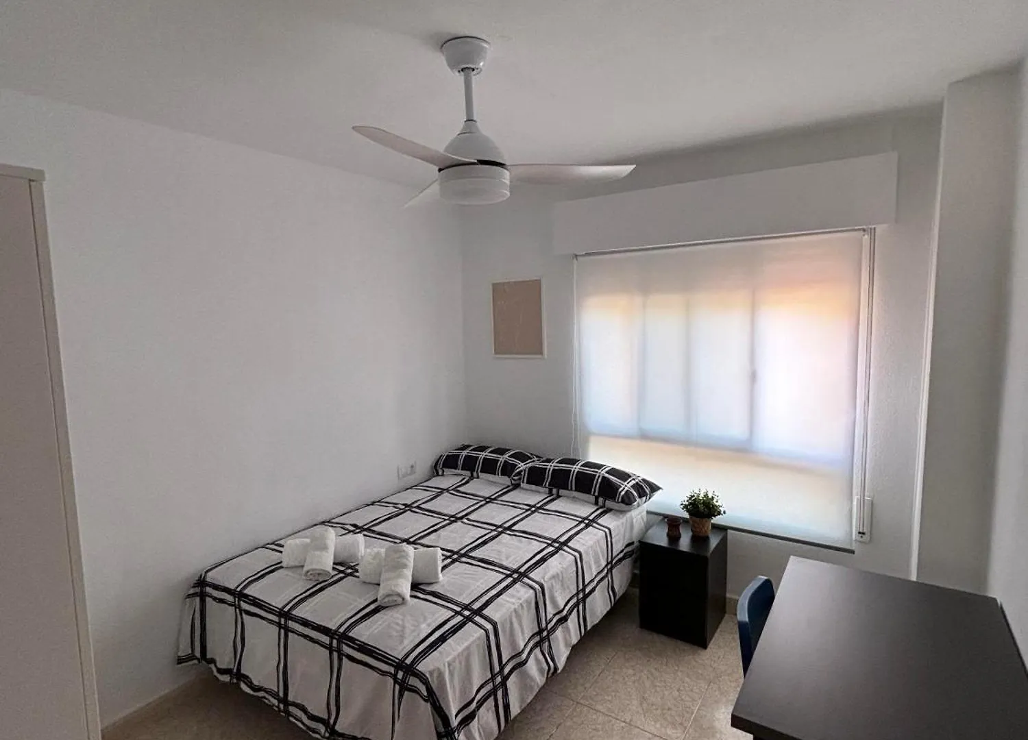 Apartamento Piso Centrico Con Parking Privado Y Terraza Super Málaga